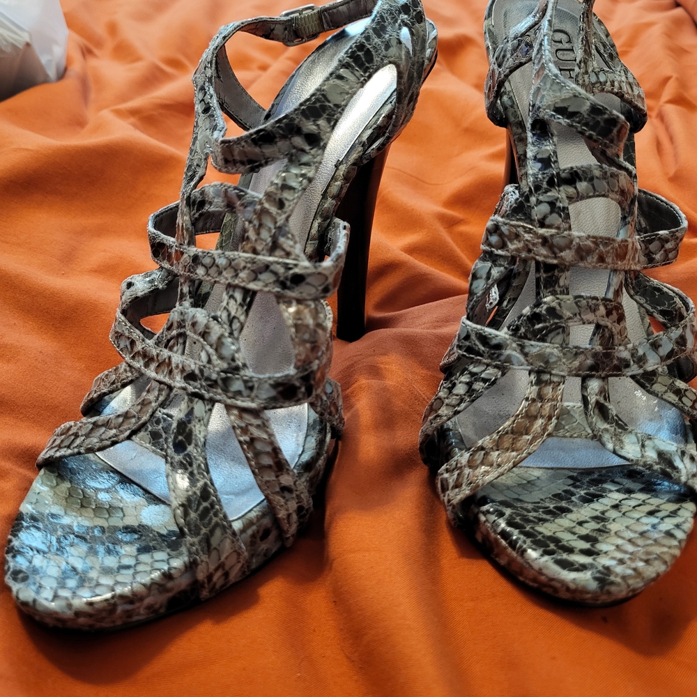 Guess Black With A Blue Tint and Gray Snake Print Heels